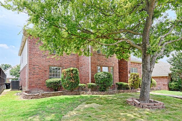 Foto del edificio - 9701 Thorncliff Dr