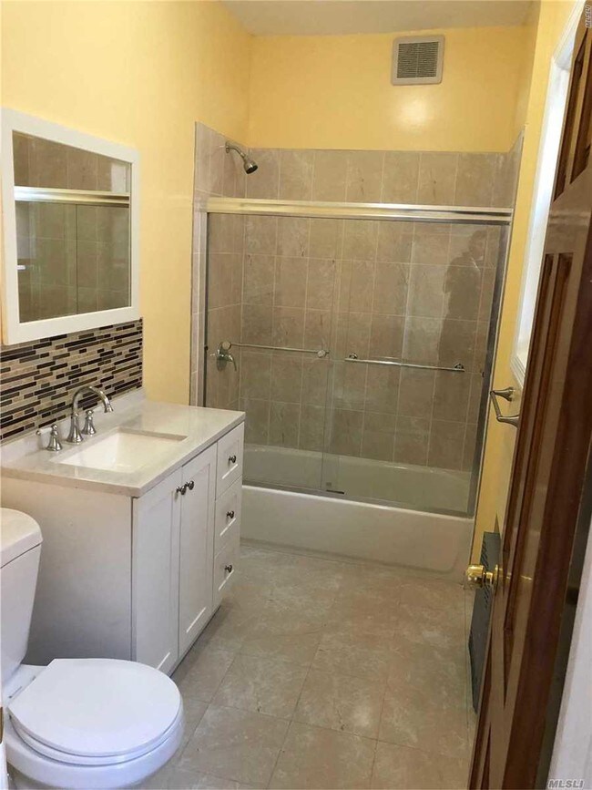 Building Photo - 119-06 107th Ave