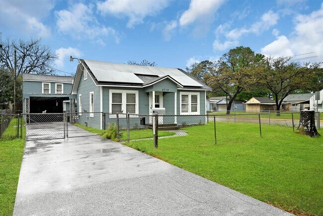 Building Photo - 4719 Averill St