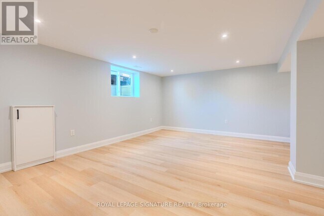 Photo du bâtiment - 1337 Cedar St