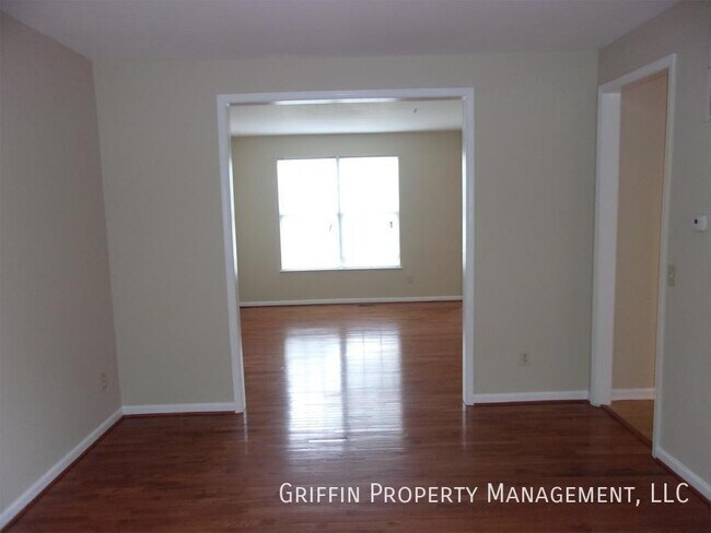 Foto del edificio - 11406 Fort Saratoga Ct
