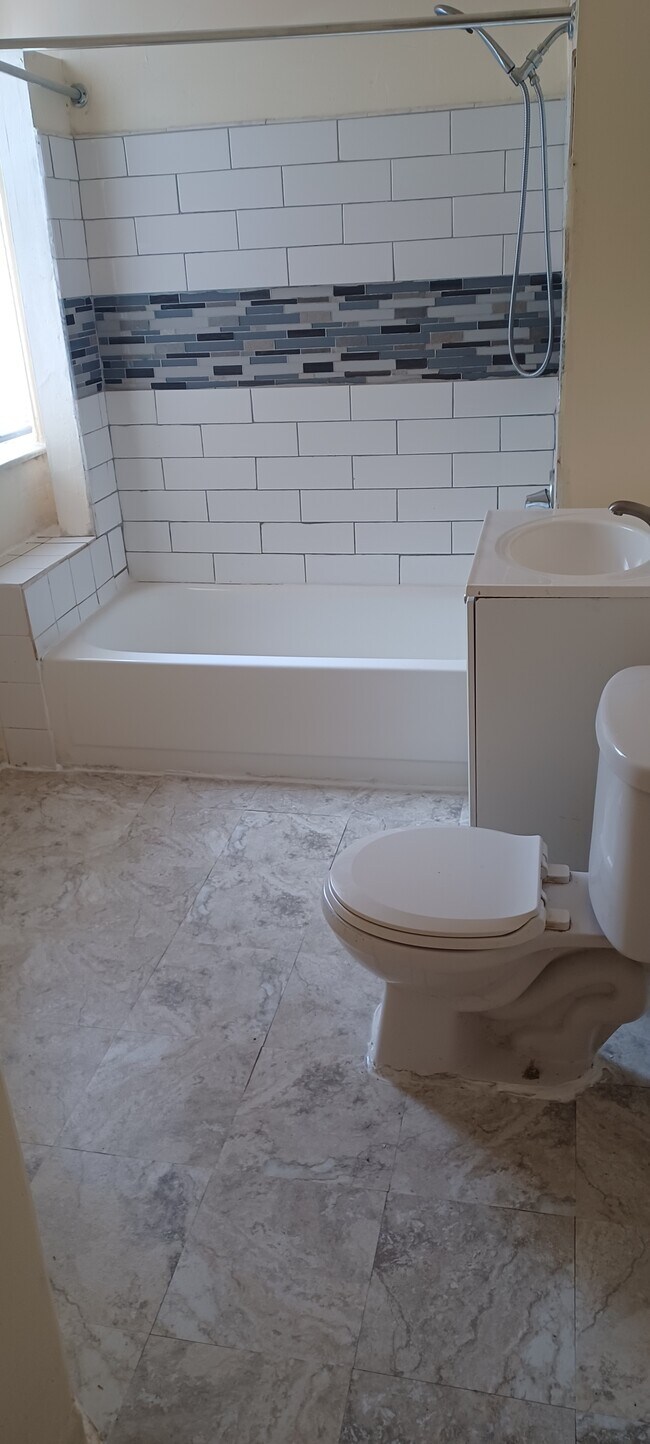 Bathroom - 1409 E 68th St