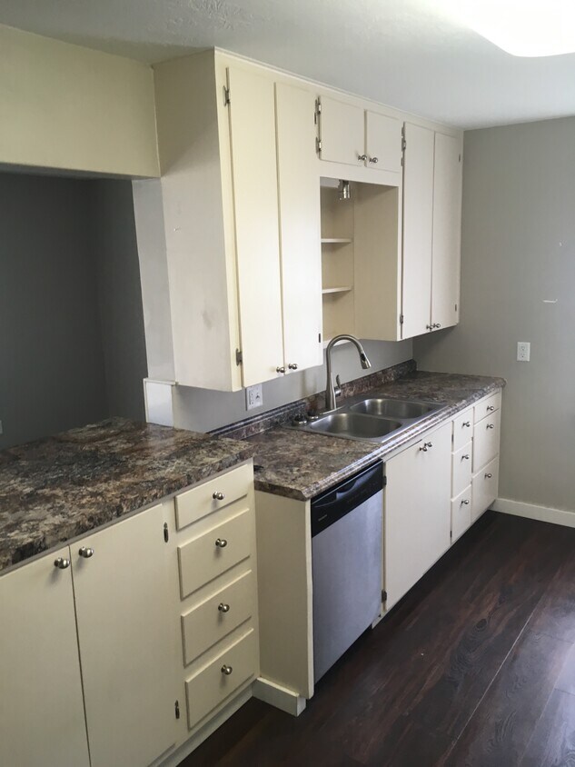 Foto principal - 1015 Stephens Ave