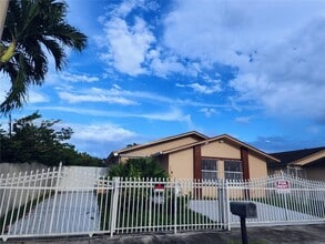 Building Photo - 20847 SW 118th Ct