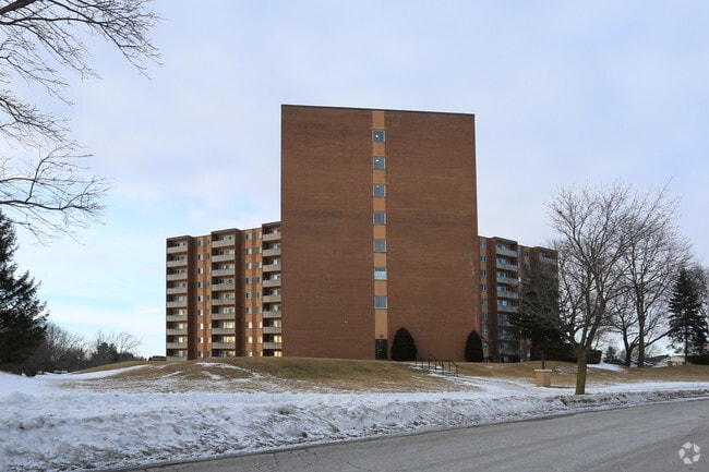 Building Photo - Bluebird Apartments