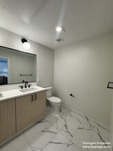 Building Photo - 289 Walk Hill St