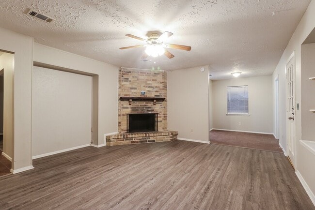 Building Photo - 4322 Enchantedgate Dr