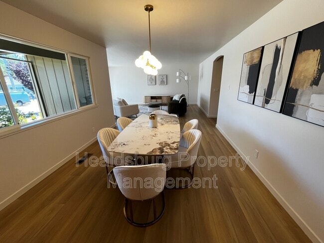 Foto del edificio - 235 Sherman St