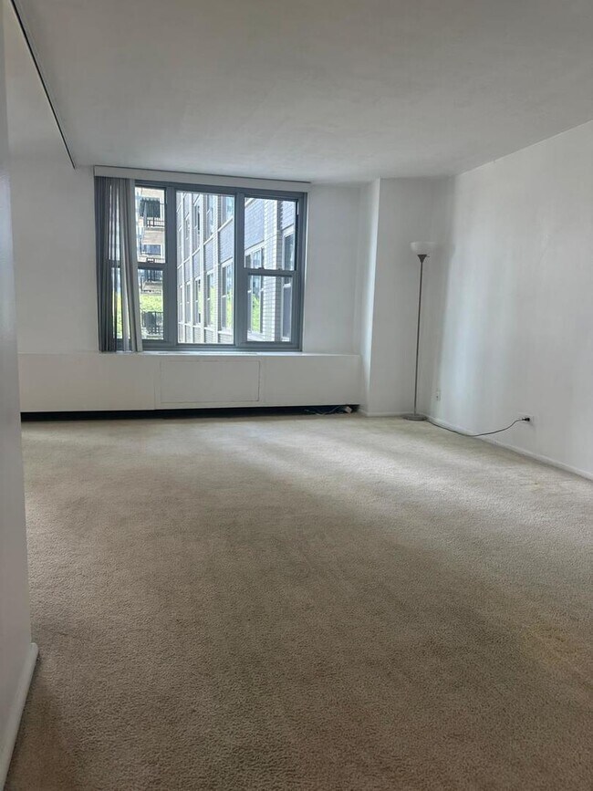 Foto del edificio - 400 E Randolph St