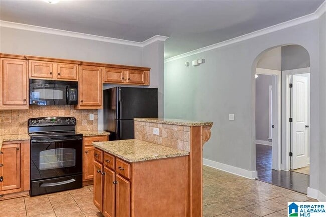 Building Photo - 366 Kingston Cir