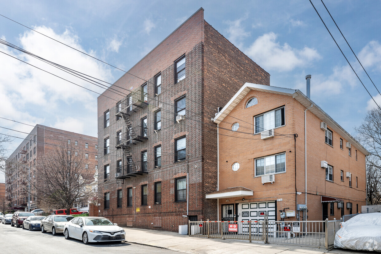 4126 73rd Street - 4126 73rd St