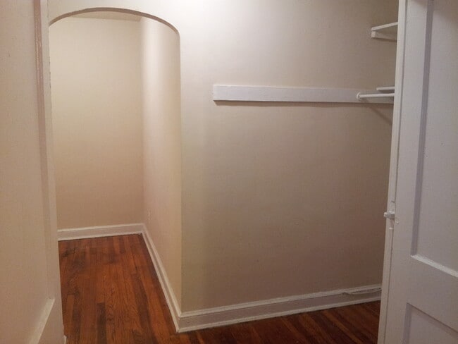 Foto del edificio - 220 Allison St NW