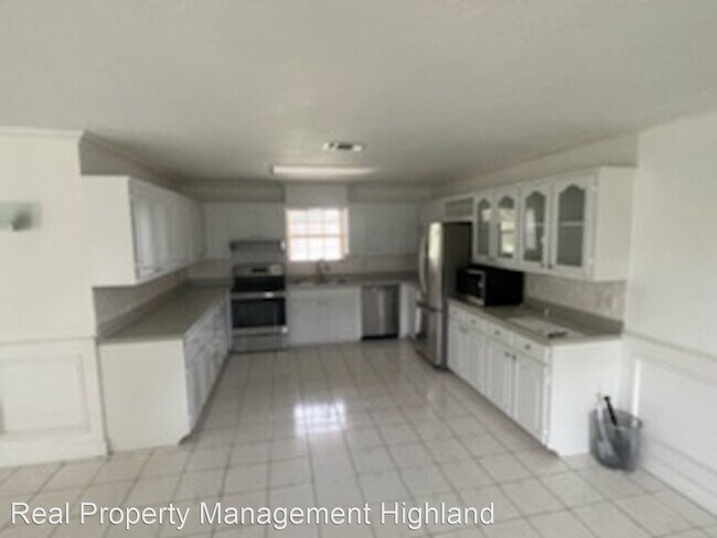 Building Photo - 7208 Ranch Rd 1431