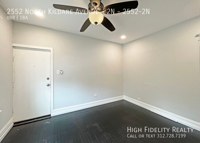Foto del edificio - 2552 N Kildare Ave