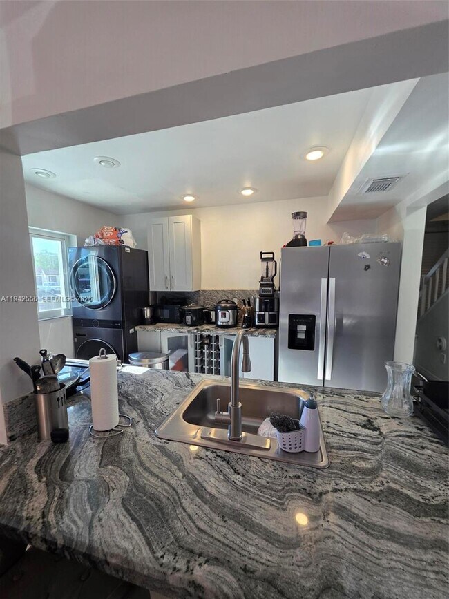 Foto del edificio - 19450 SW 103rd Ct