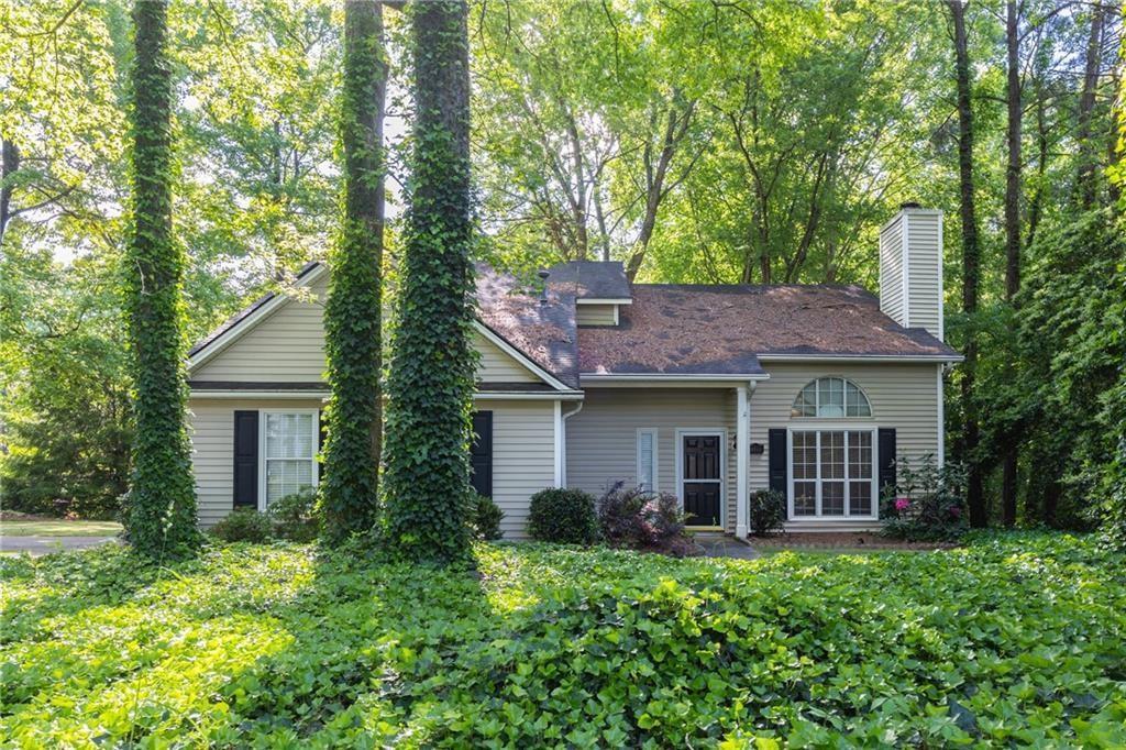 11355 Ridge Hill Dr, Alpharetta, GA 30022 House Rental in Alpharetta