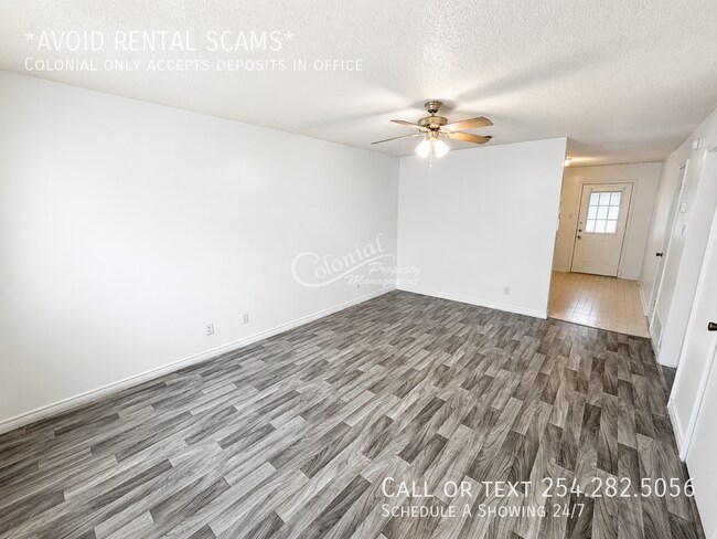 Foto del edificio - 4805 Cedarhill Cir
