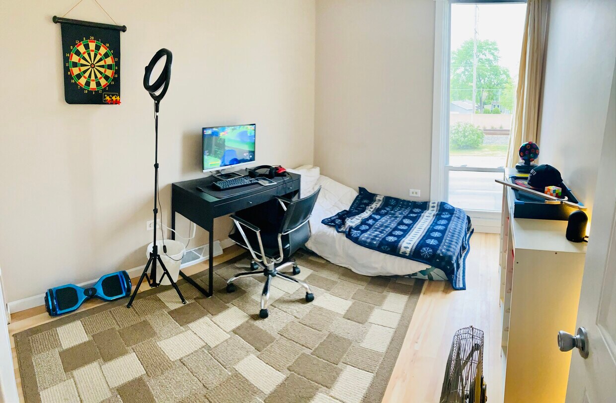 3rd bedroom - 1848 Mannheim Rd