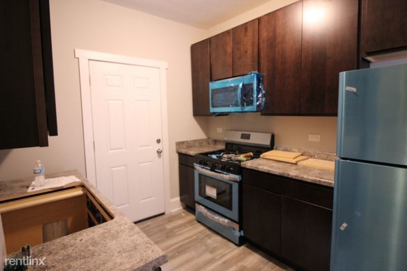 Foto principal - 2640 W Bradley Pl