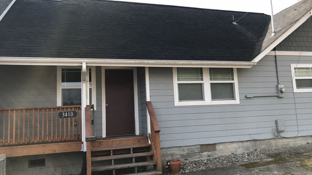 Building Photo - 3410 Sleater Kinney Rd NE Unit C