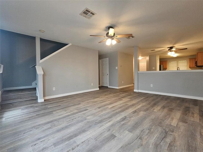Building Photo - 2724 Fairview Dr