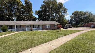 Building Photo - 40 Candlewood Ct