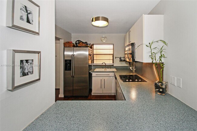 Foto del edificio - 1250 Lincoln Rd