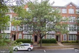Building Photo - 19289 Winmeade Dr