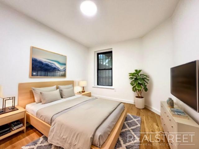 Foto del edificio - 2 bedroom in BROOKLYN NY 11221