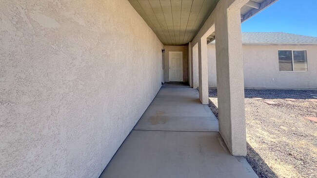 Foto del edificio - Cute 3 Bedroom 2 Bathroom Home