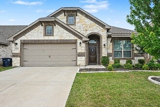Building Photo - 7656 Northumberland Dr