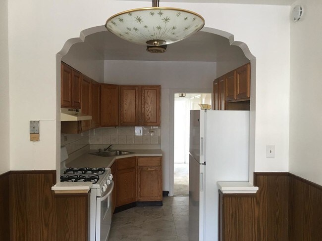 Foto del edificio - 1738 Bogart Ave