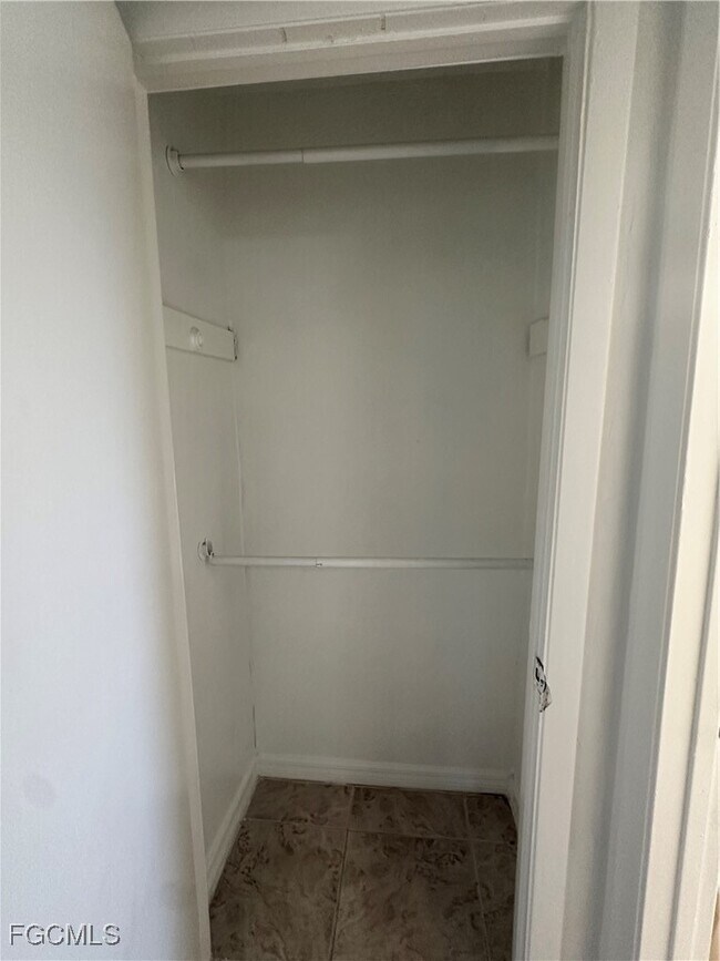 Building Photo - 3504 Lantana St