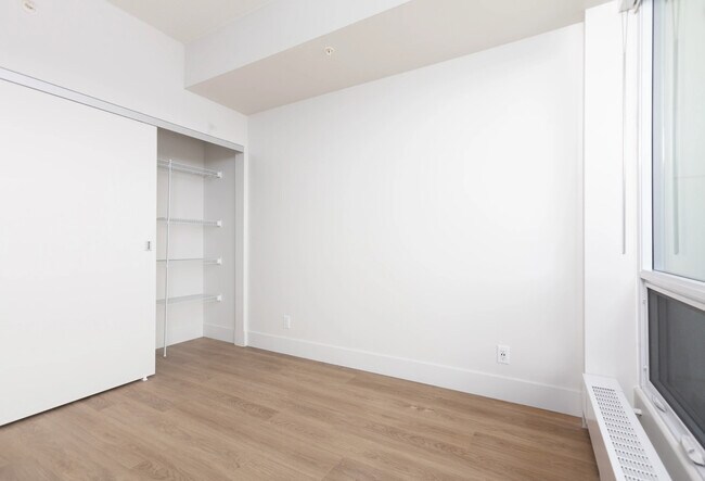 3BT1-NW - Secondary Bedroom - UXBorough Living