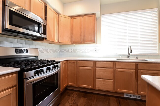 Foto del edificio - 6712 47th Pl NE