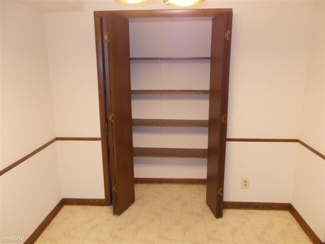 Building Photo - 1630 Camellia Dr