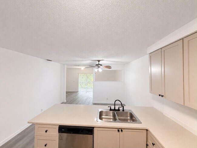 Building Photo - 4261 NW 114th Terrace
