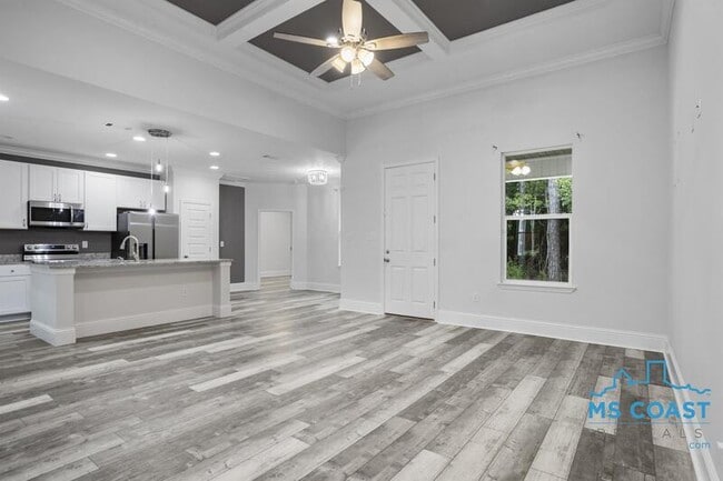 Building Photo - 15328 Oak Creek Cove
