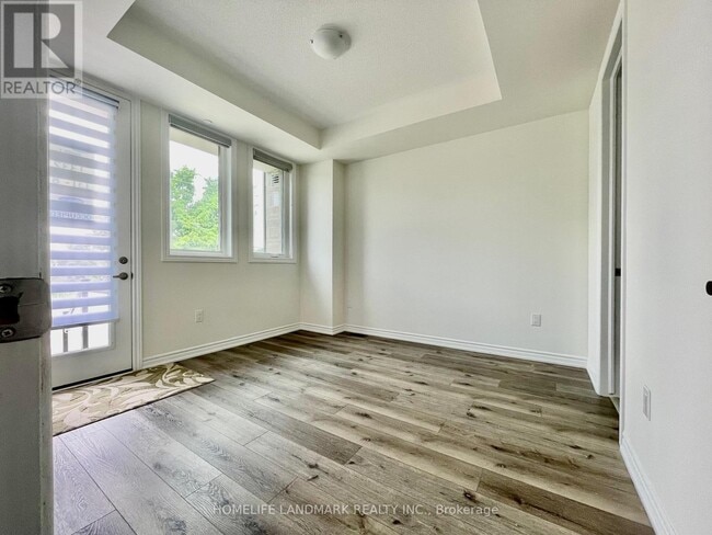 Photo du bâtiment - 3165 Elgin Mills Rd E