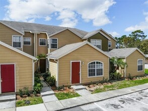 Building Photo - 111 Washington Palm Loop