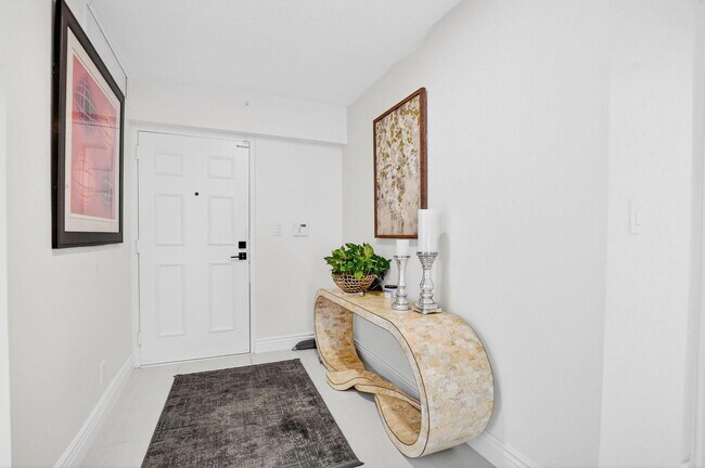 Foto del edificio - 7233 Promenade Dr