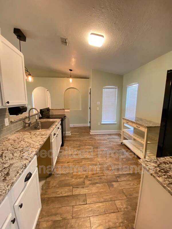 Foto del edificio - 3507 Stonefield Dr