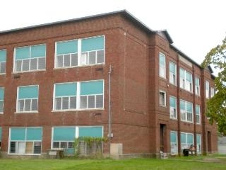 Primary Photo - 1000 W Centennial Ave