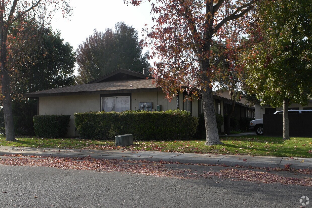 Primary Photo - 3305 Santa Rosa Ct