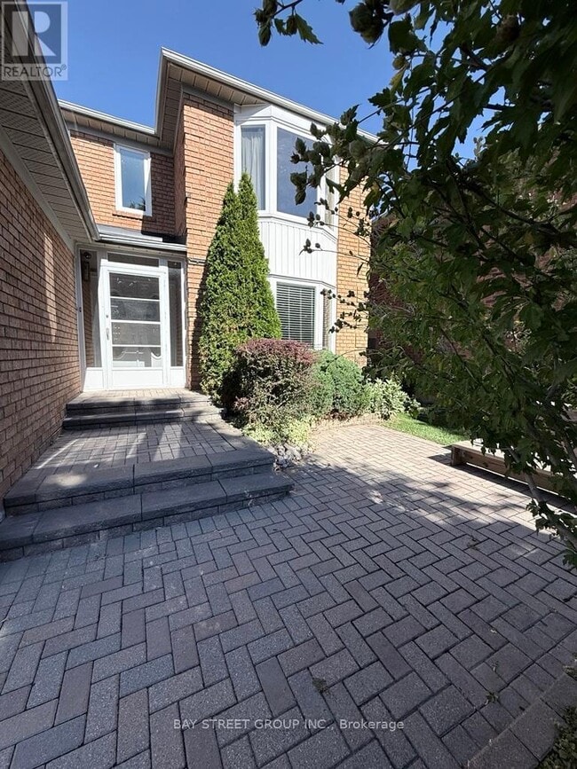 Building Photo - 3550 Marmac Crescent