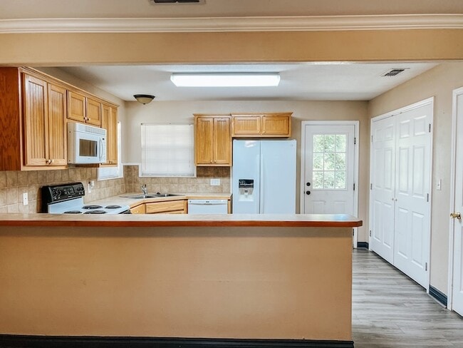 Building Photo - 542 Goin St