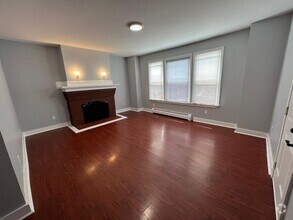 Building Photo - 677 Elm St