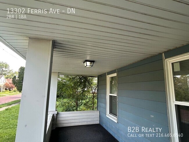 Foto del edificio - 13302 Ferris Ave