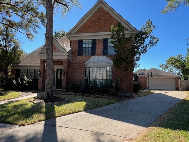 Building Photo - 462 Everington Dr