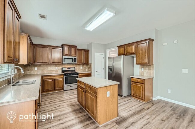 Building Photo - 3605 Long Lake Drive